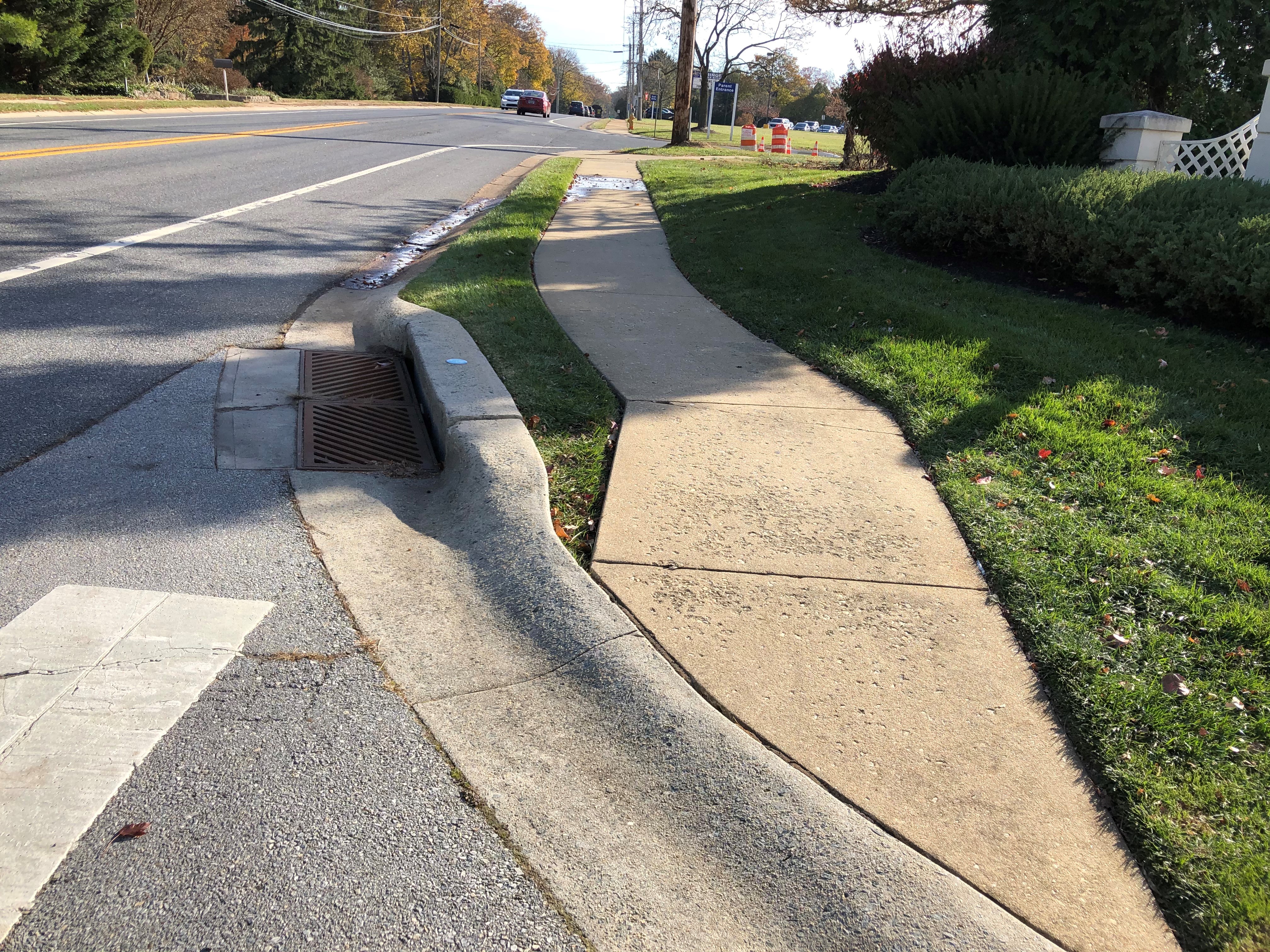 Kendall SW Sidewalk Before